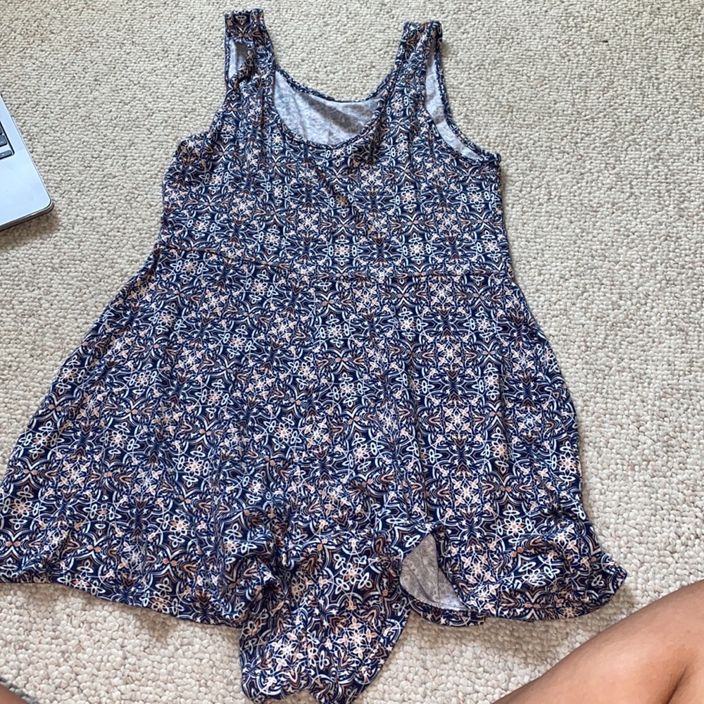 Patterned romper - Picture 2 of 2